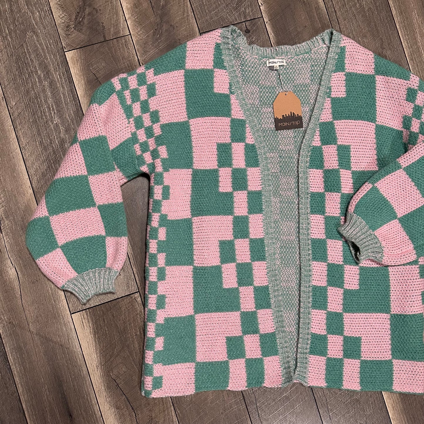 NWT💖 Main Strip Oversized Chunky Knit Cardigan