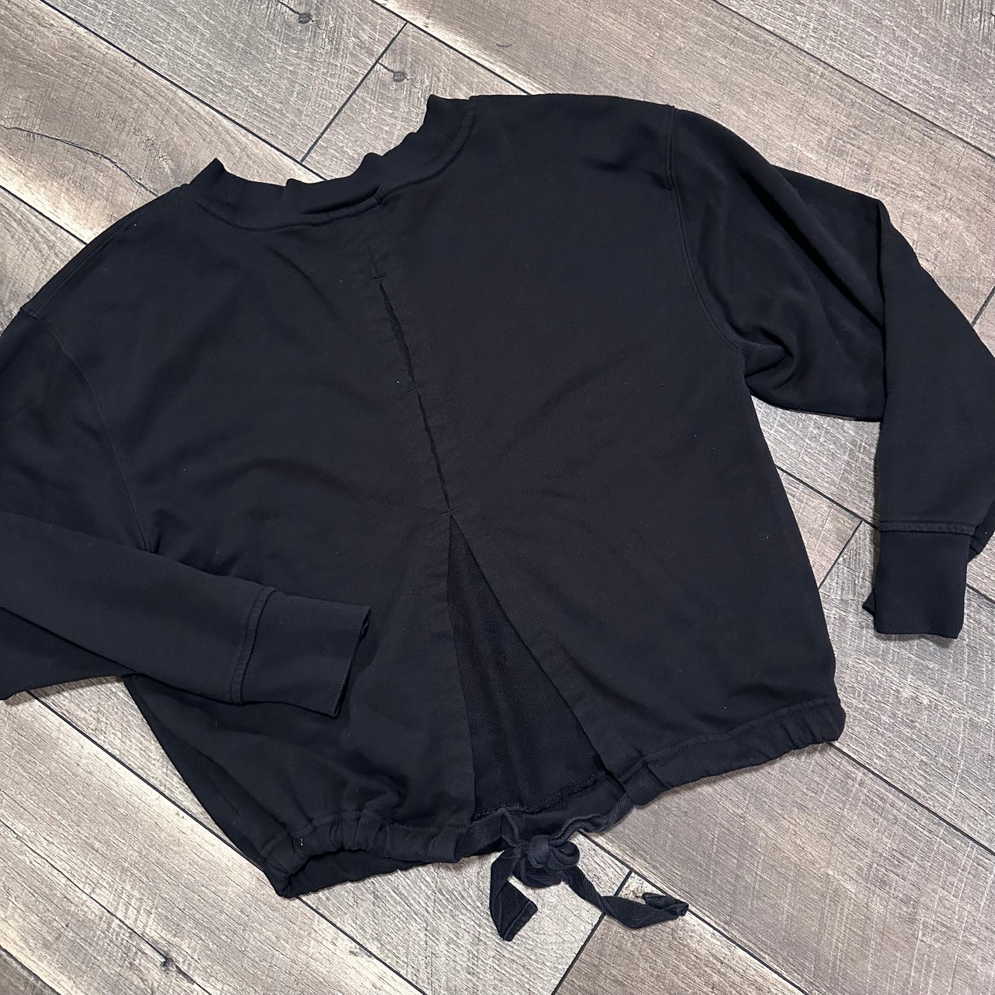 Old Navy Black Pullover Tie Waist