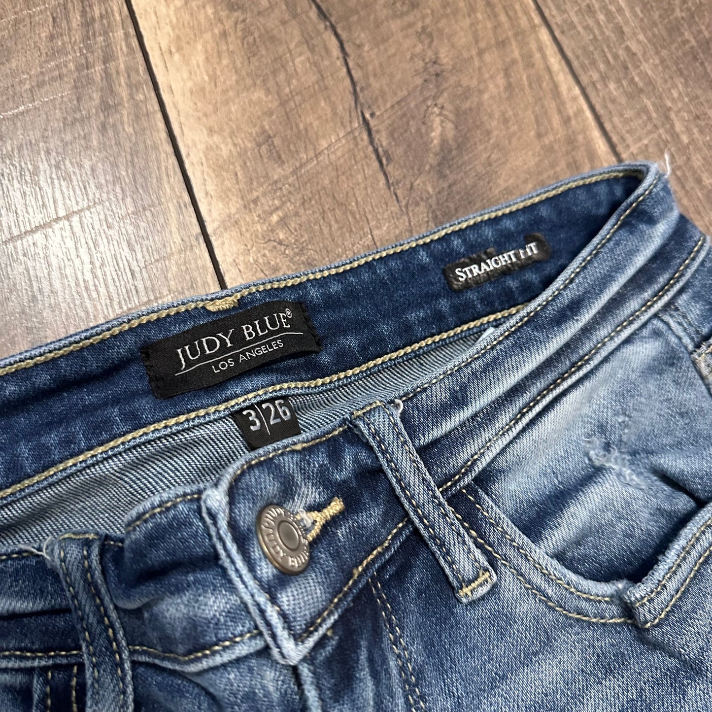 Judy Blue Straight Fit Distressed Jeans