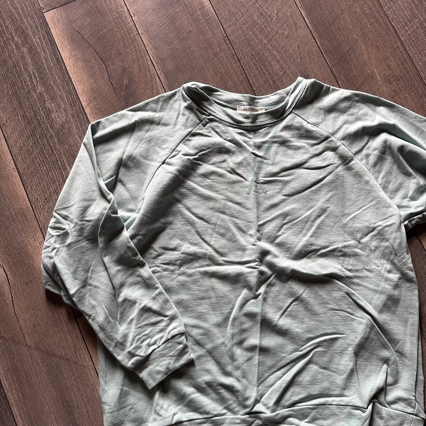 Zenana Mint Crewneck Pullover (new without tags)