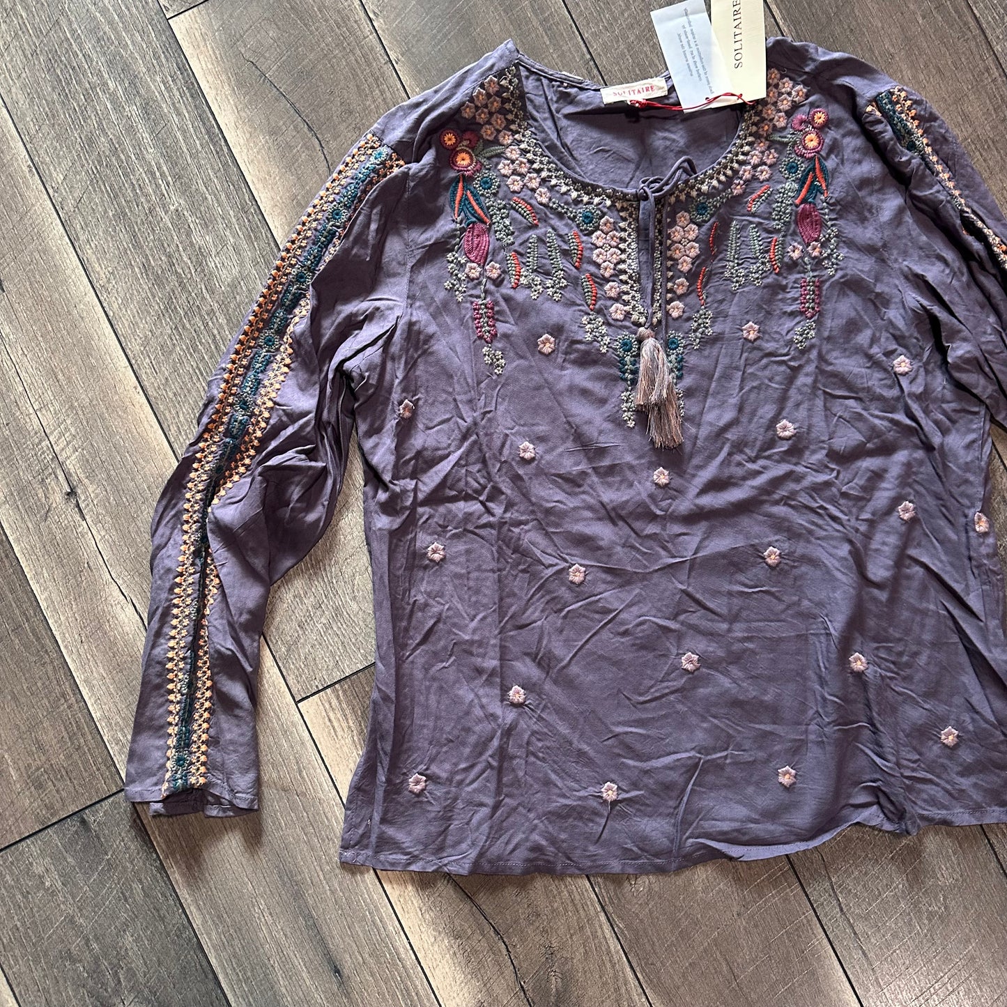 Solitaire Embroidered Long Sleeve Top (new with tags)