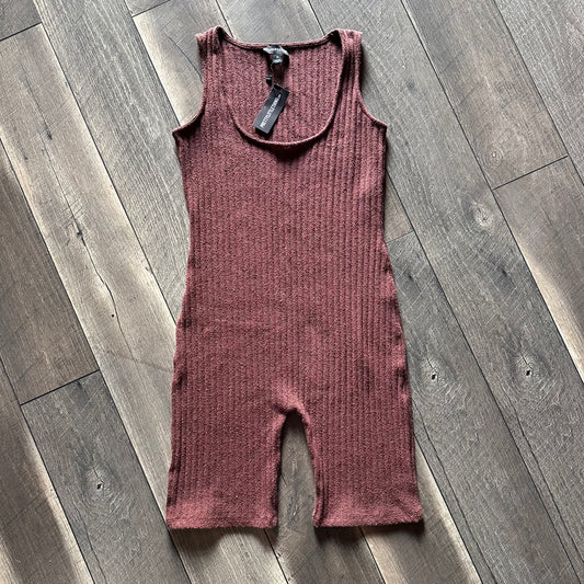 Pretty Little Thing Super Stretchy Romper (new with tags)