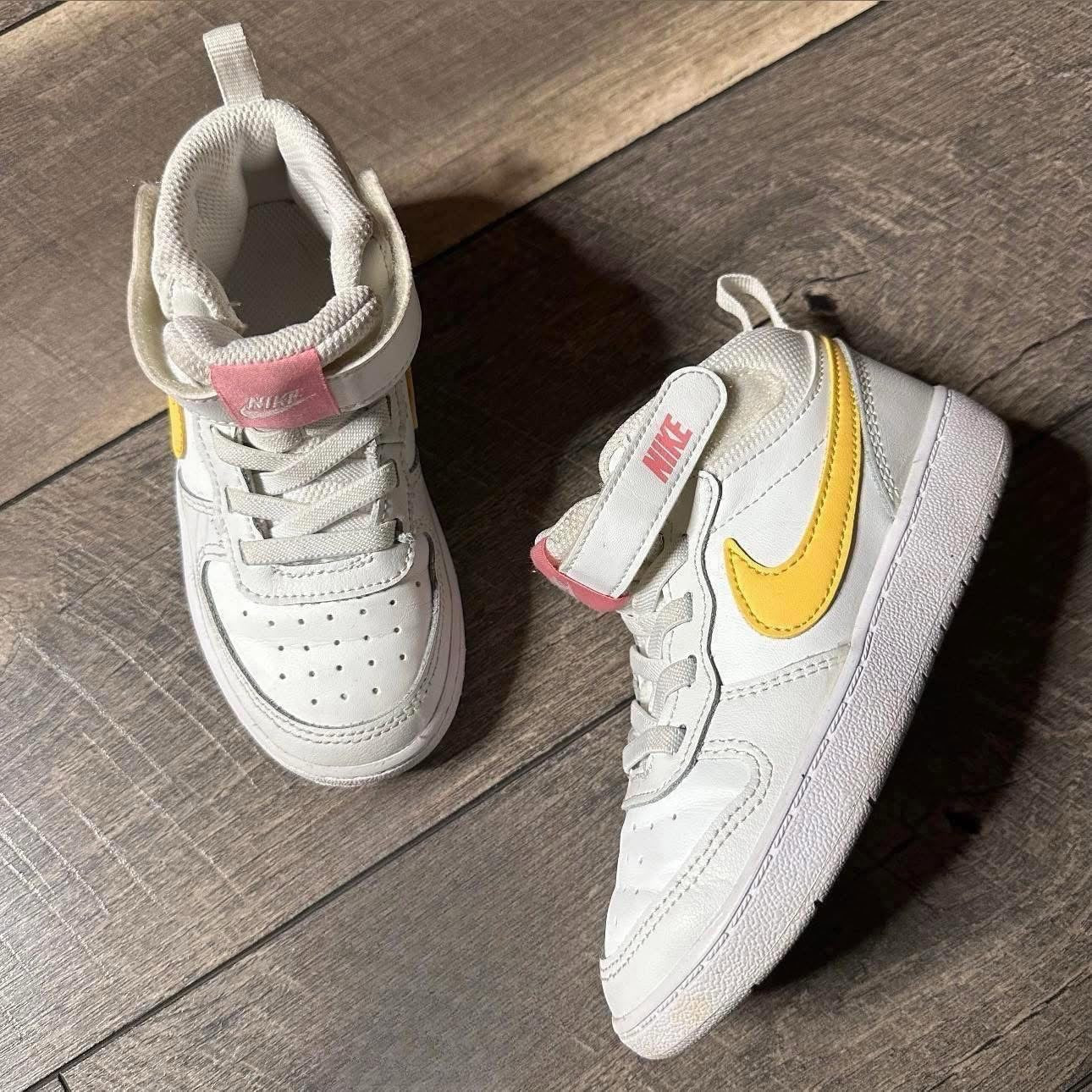 Nike Court Borough Mid 2 Sneakers