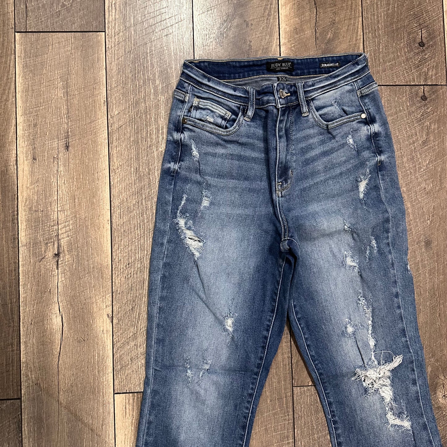 Judy Blue Straight Fit Distressed Jeans