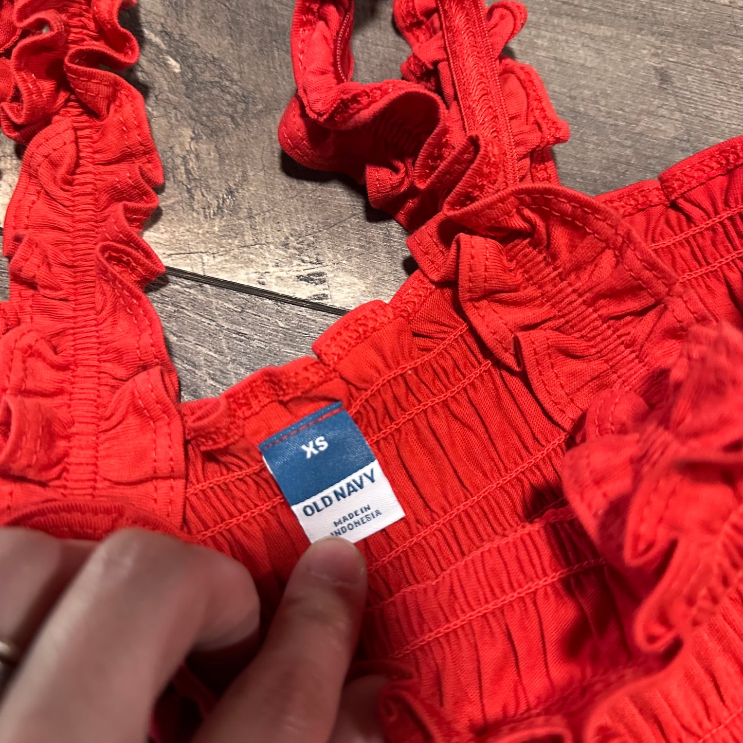 NWT🥰 Old Navy Smocked Tank Top