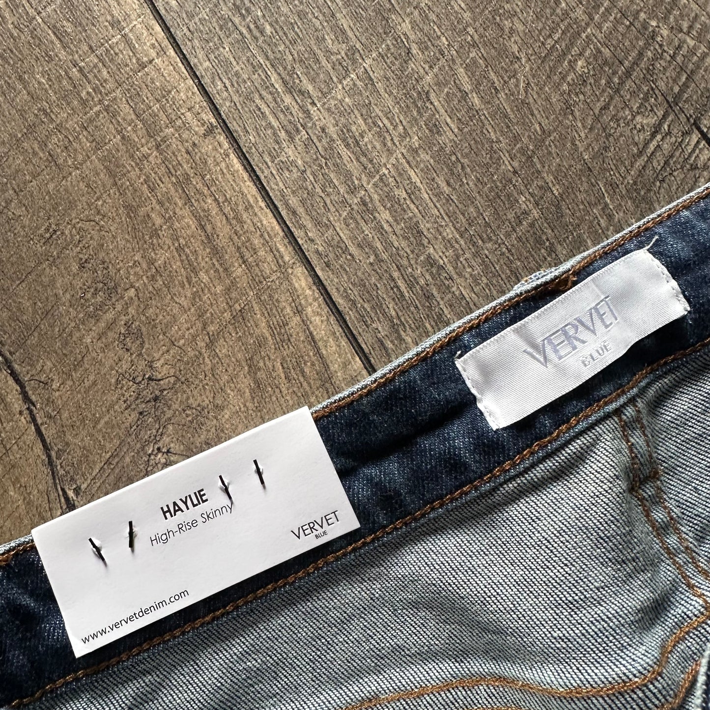 Vervet Buttonfly Distressed Skinny Jeans