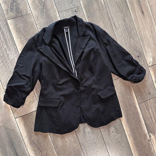 Torrid 3/4 Sleeve Blazer
