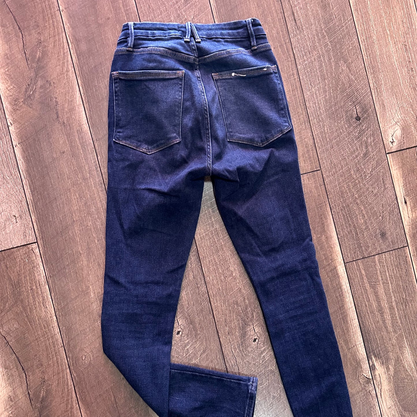 Good American Crossover Waist Skinny Jeans