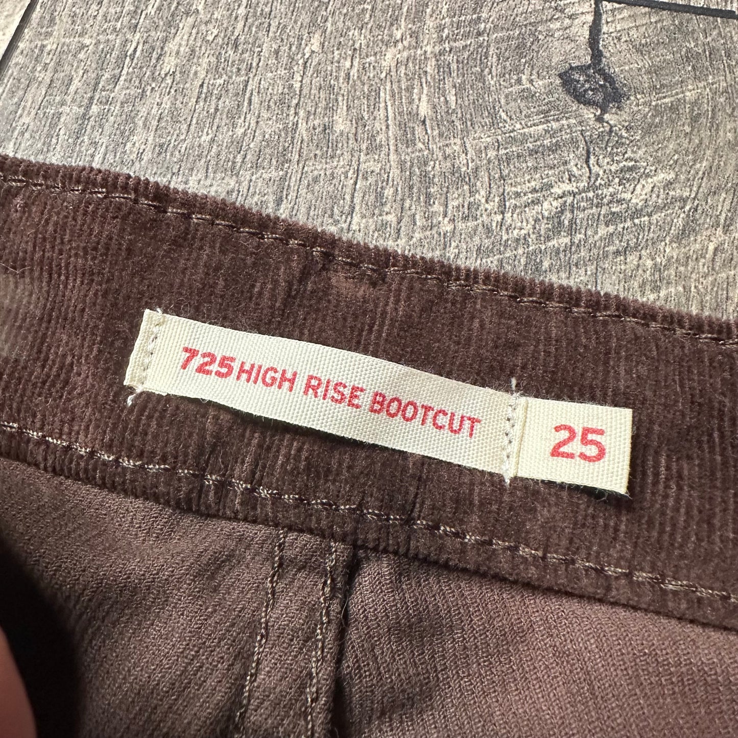 Levi’s 725 Hi Rise Bootcut