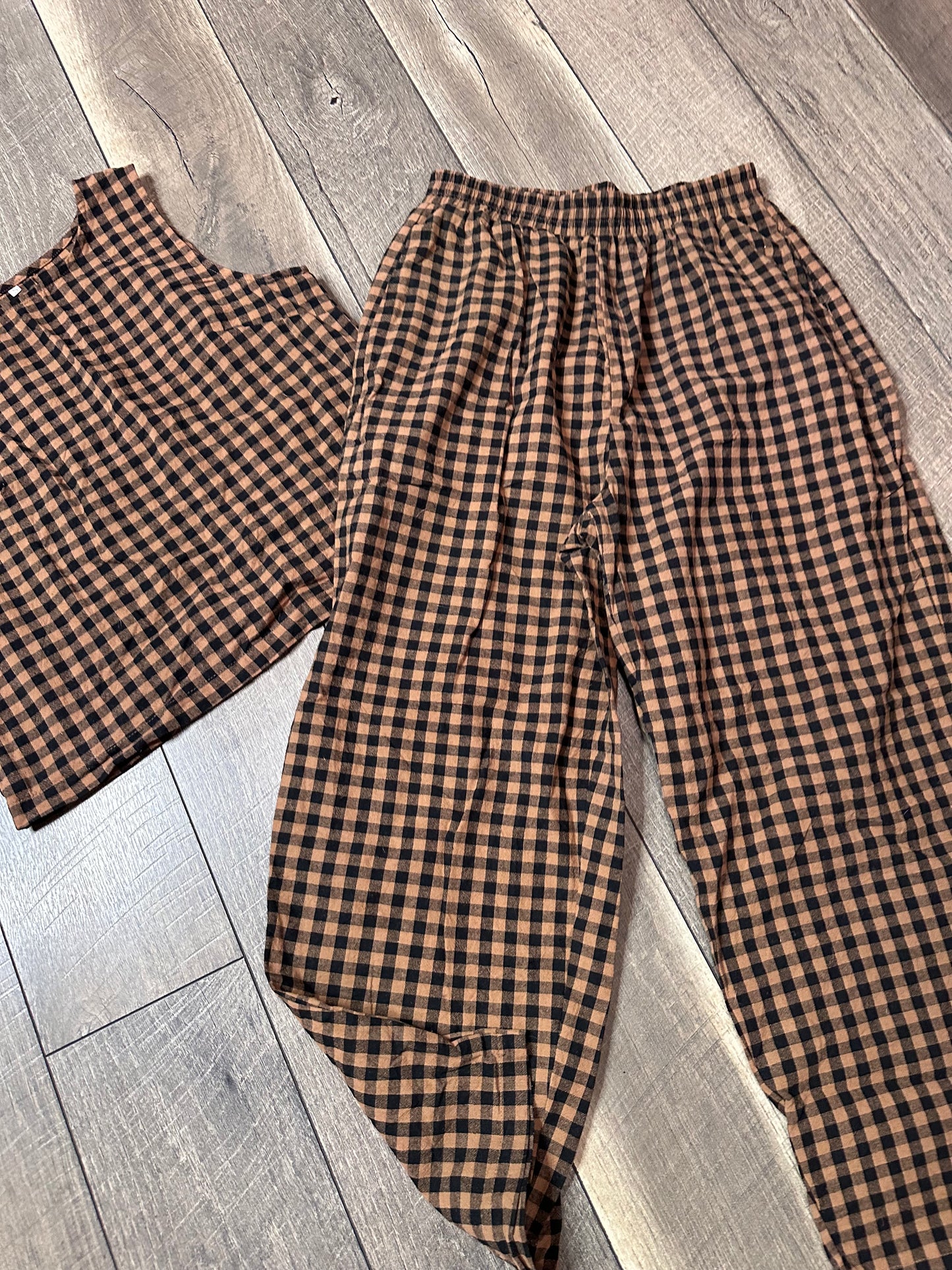 Unbranded Checkered 2Pc Set