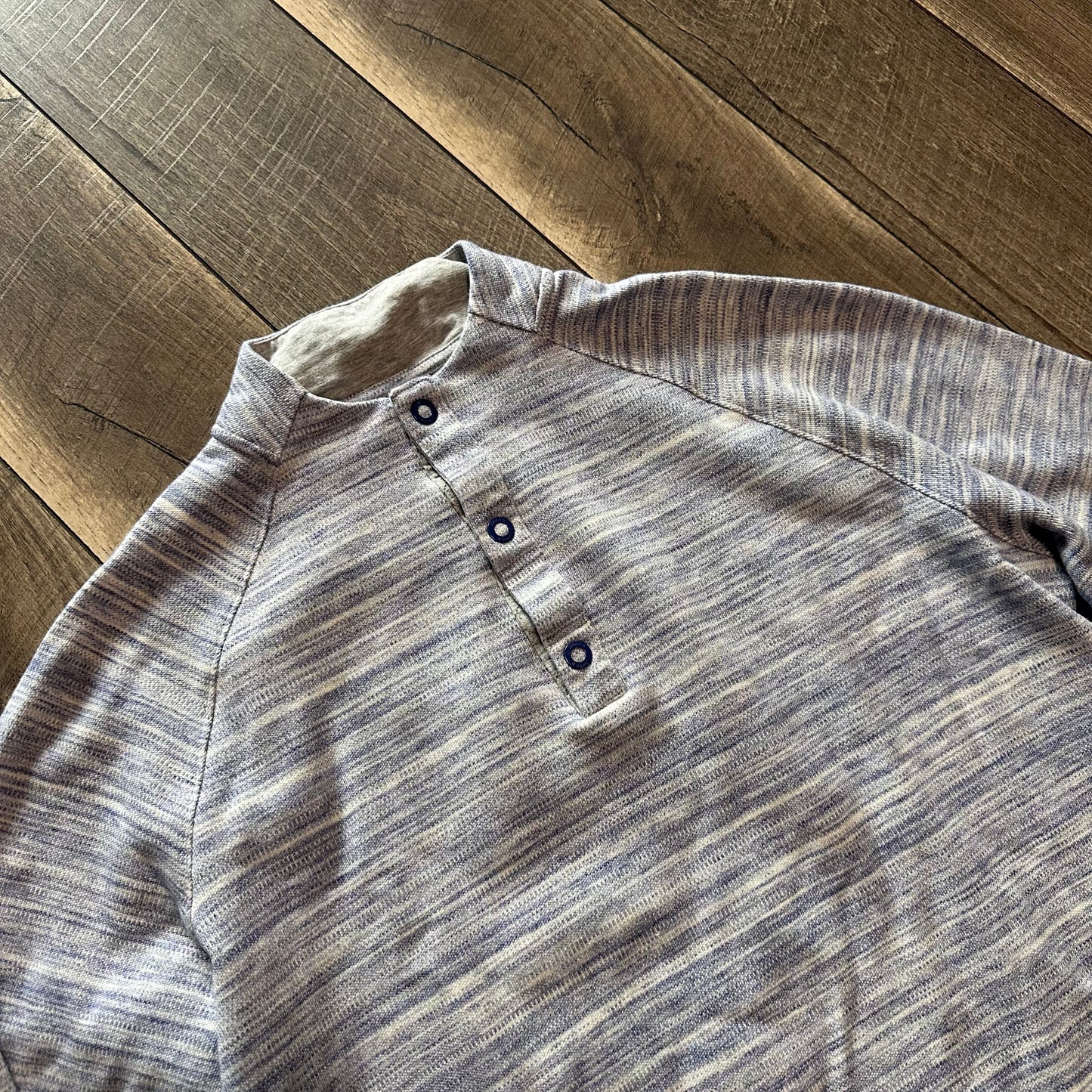 Johnnie-O Fanning Henley Pullover