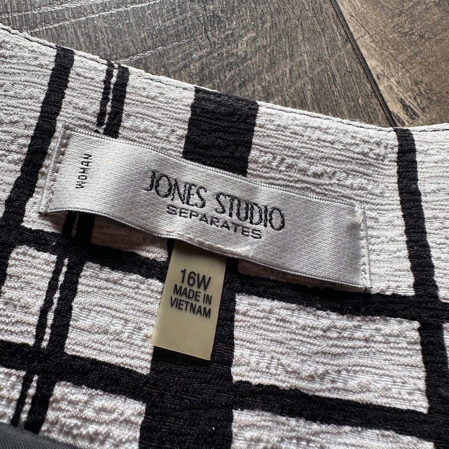 Jones Studio Plaid Open Blazer