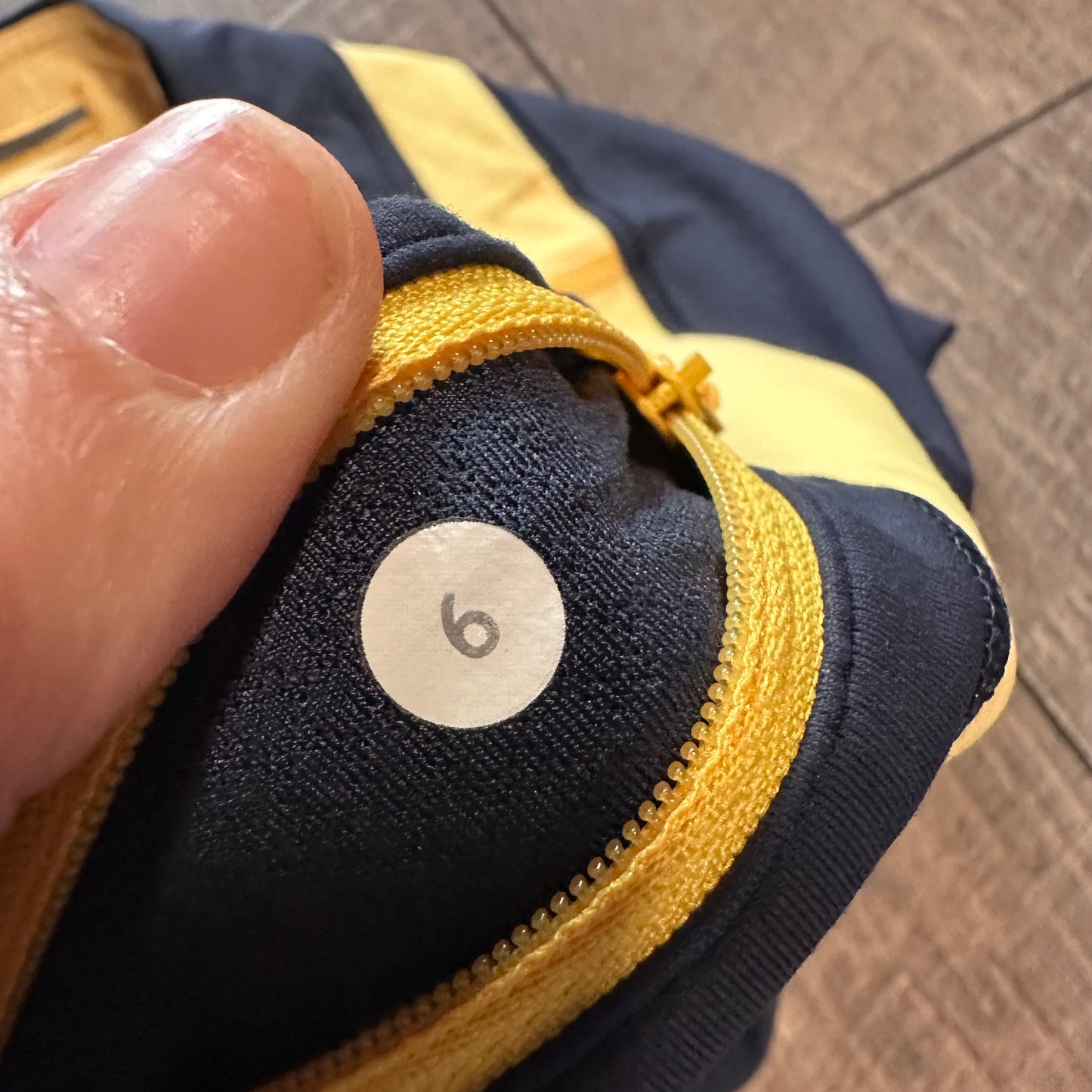 Lululemon Run: Inspire Crop II Inkwell / Burning Yellow