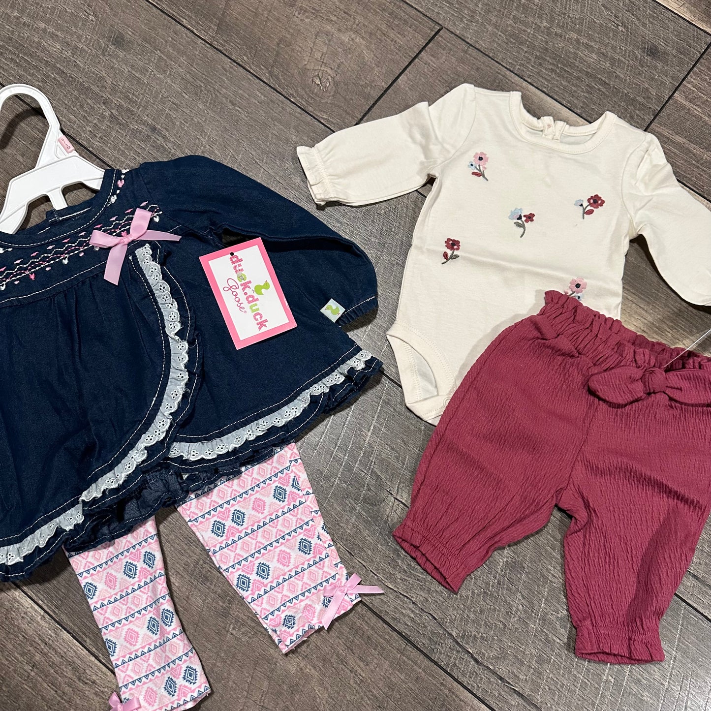 NWT❤️ Newborn Outfit Bundle