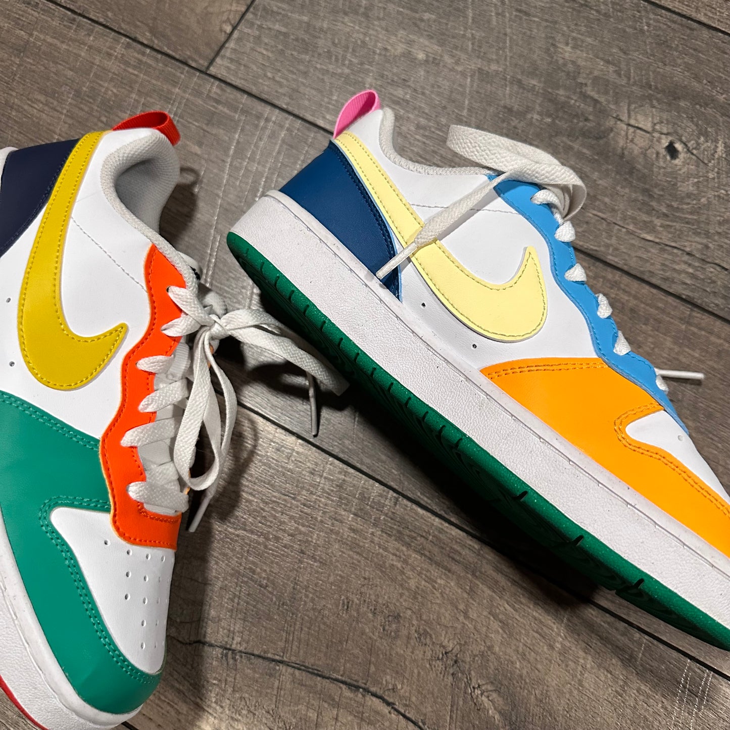 Boy’s Nike Court Borough Low Top Sneakers