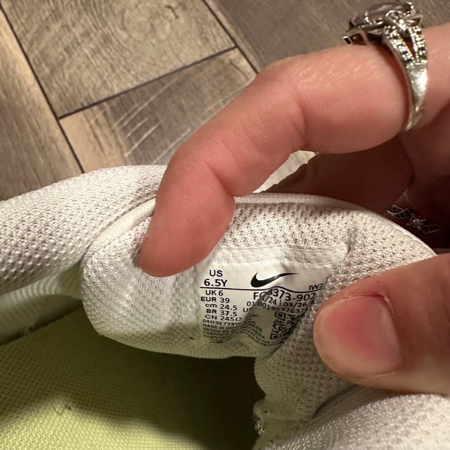 Boy’s Nike Court Borough Low Top Sneakers