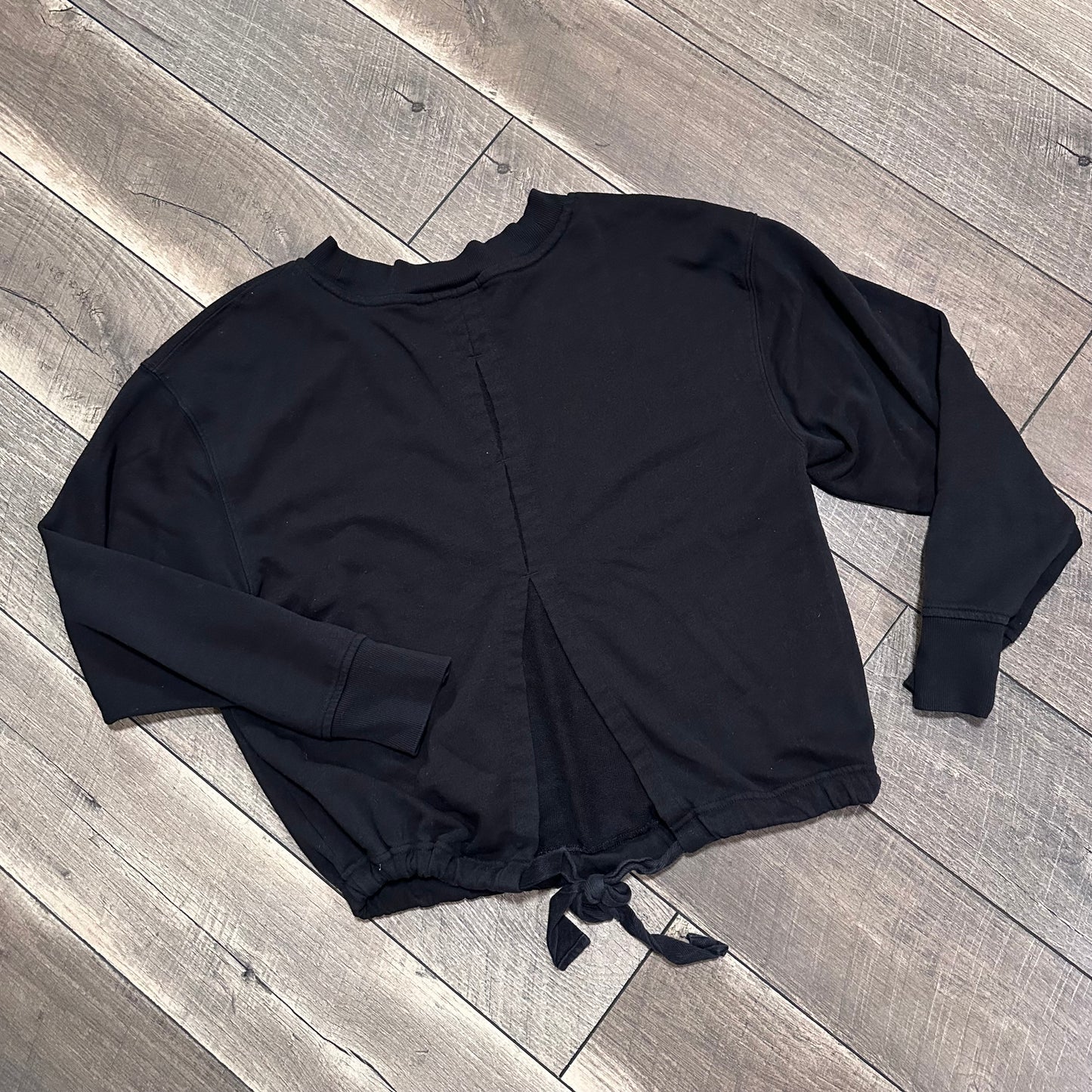 Old Navy Black Pullover Tie Waist