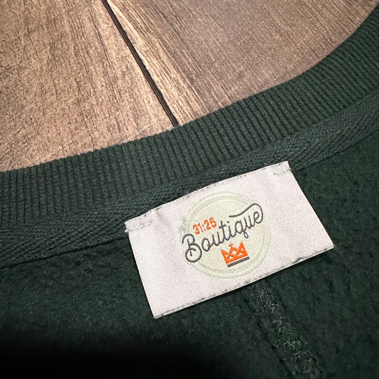31:25 Boutique Pine Green Pullover