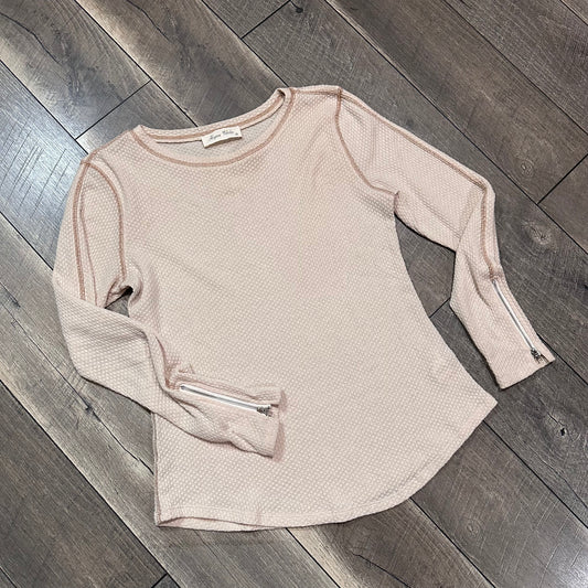 Alyssa Nicole Waffleknit Long Sleeve Top