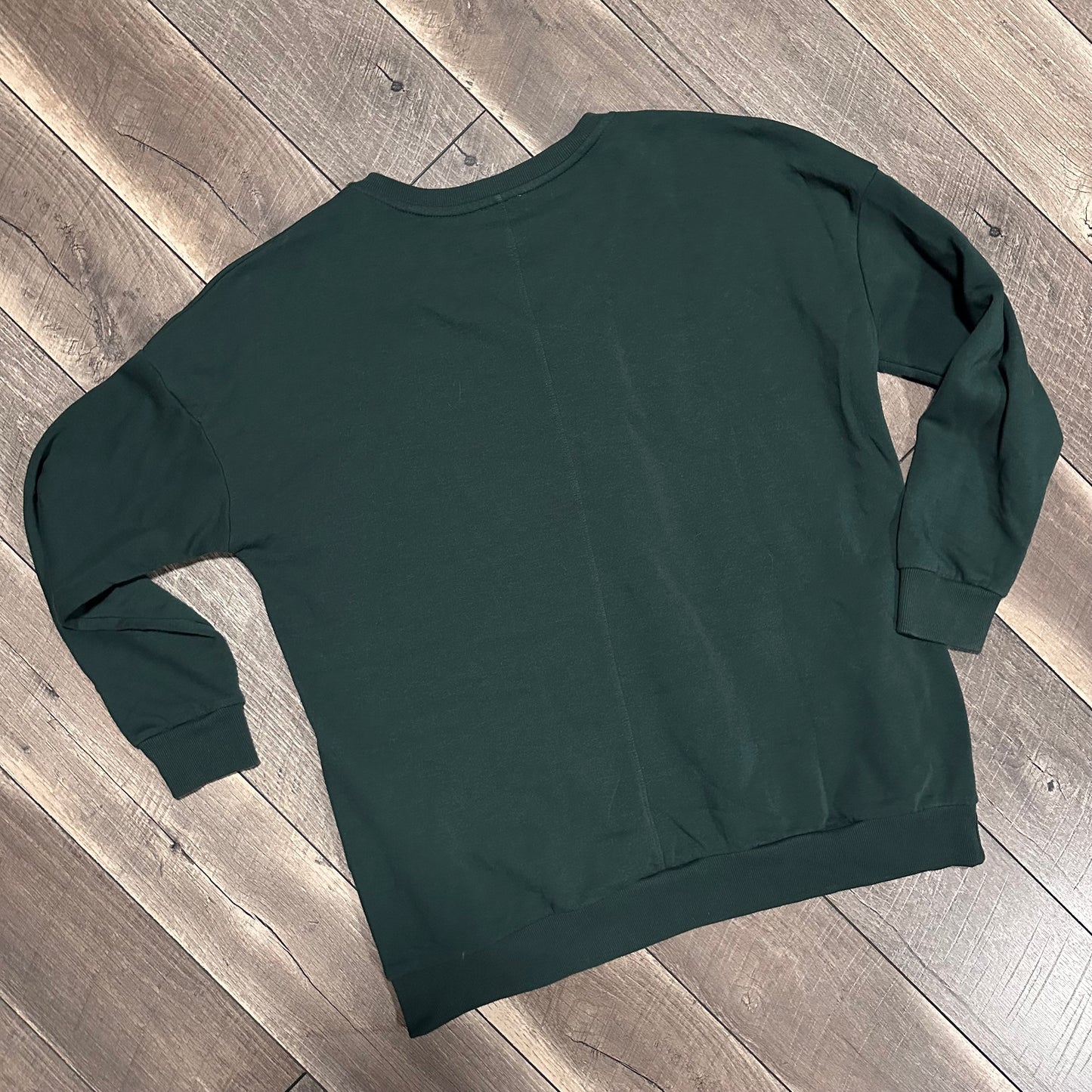 31:25 Boutique Pine Green Pullover