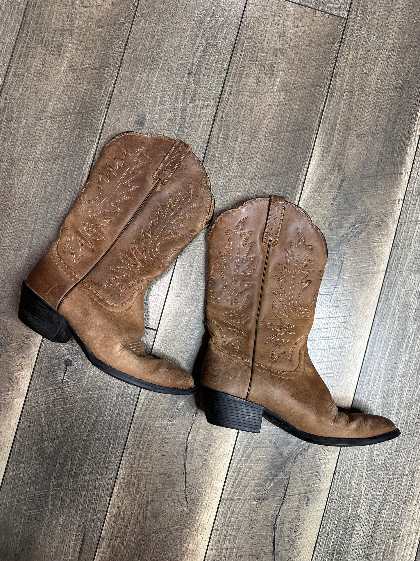 Ariat Heritage Western Boots