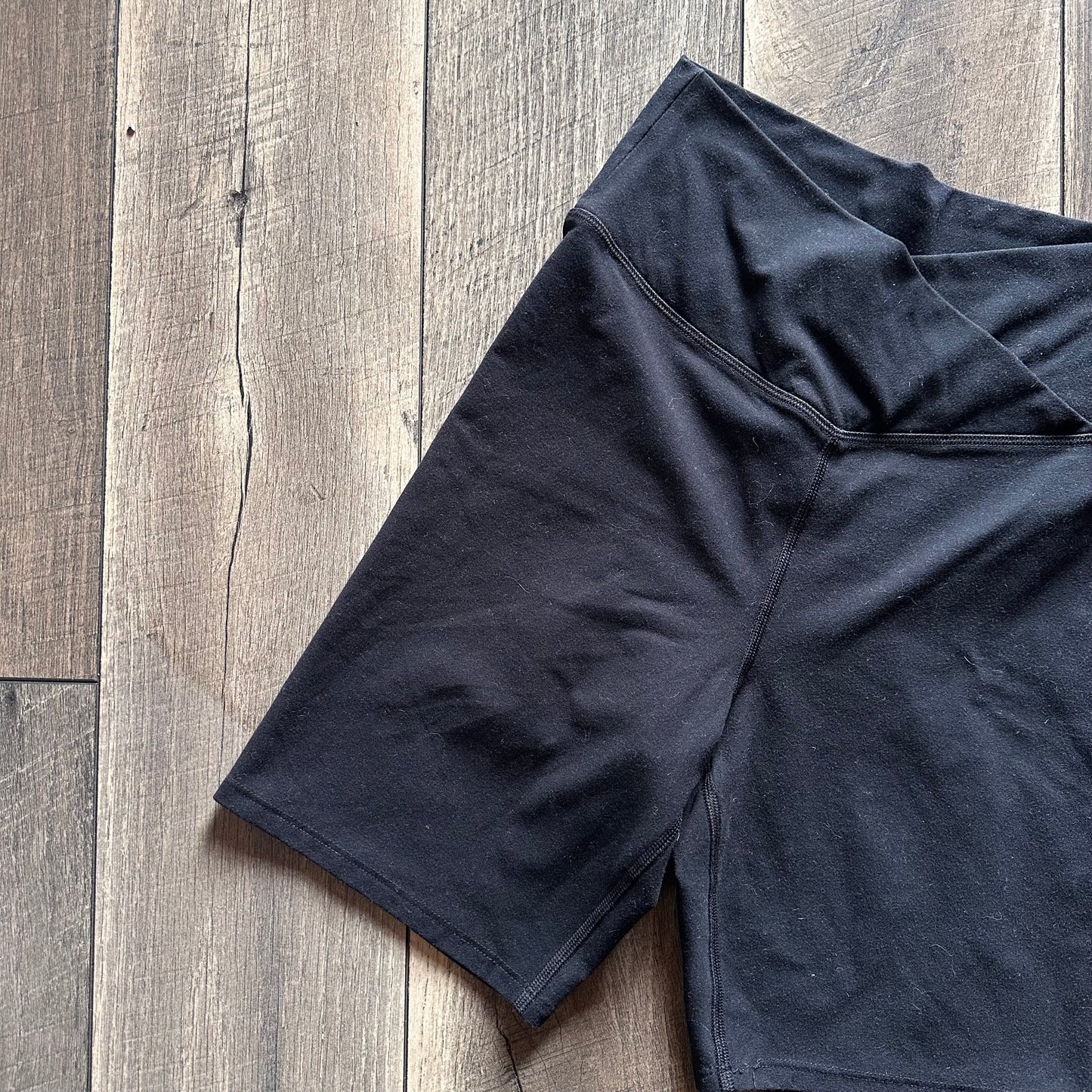 Abercrombie & Fitch Crossover Waist Biker Shorts