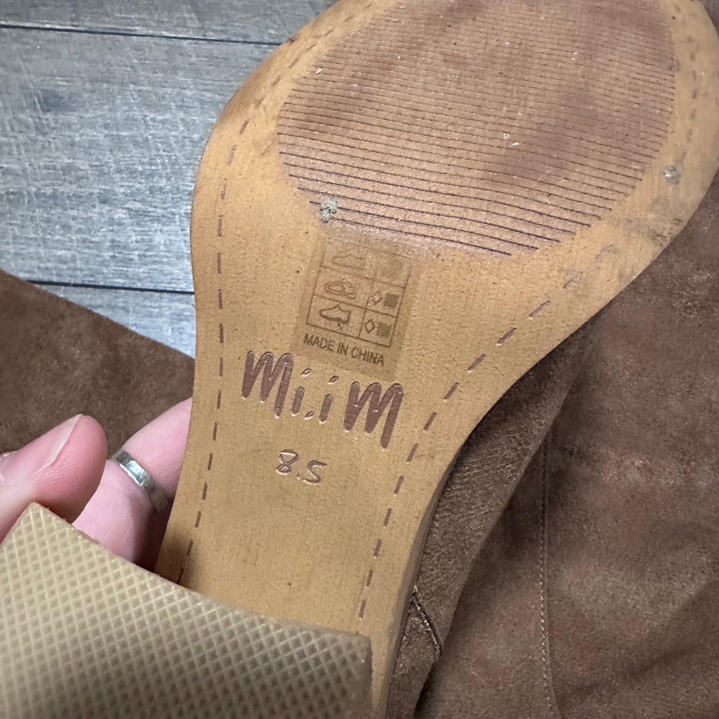 Mi.iM Knee High Sueded Boots