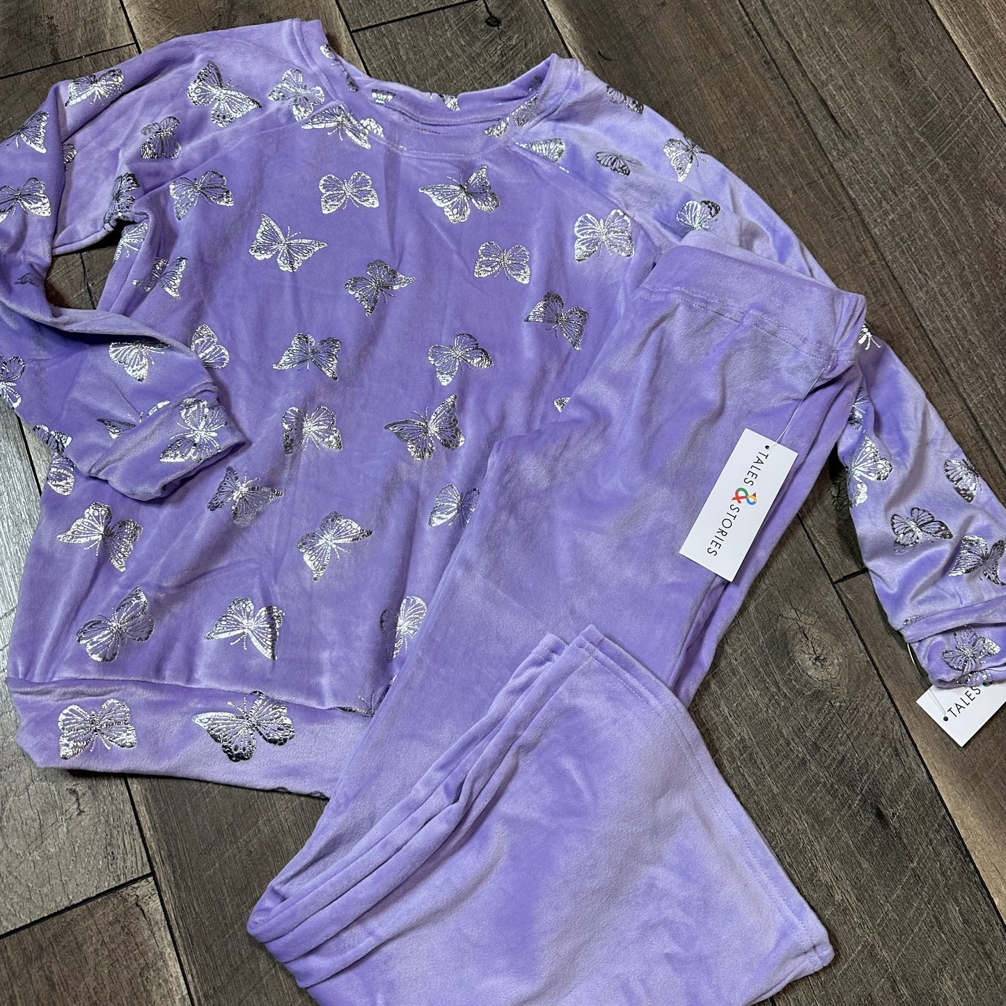 Tales & Stories Outfit