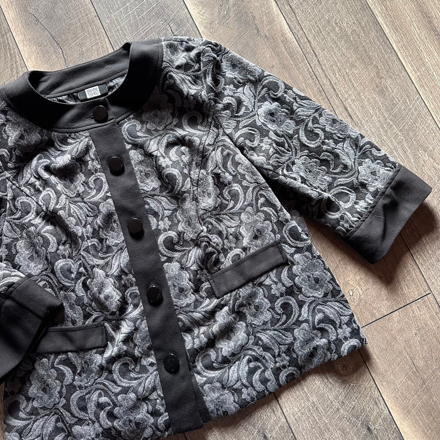 Studio 1940 Button Down