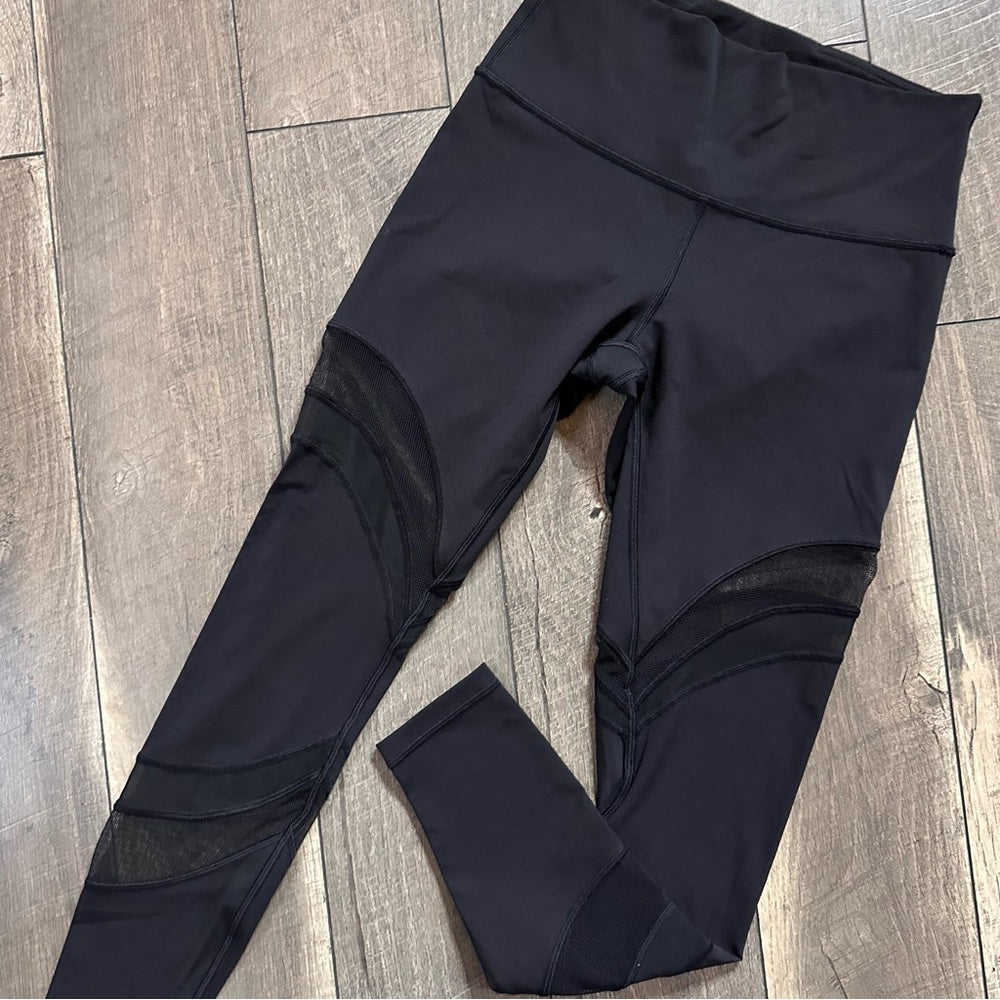 Lululemon Seek The Heat Tight *28"