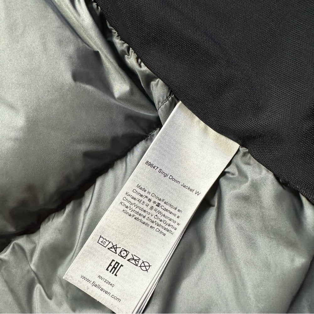 Fjallraven Black Singi Down Hooded Jacket