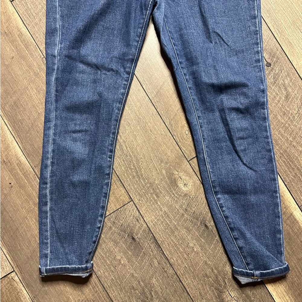Judy Blue Skinny Fit Jeans