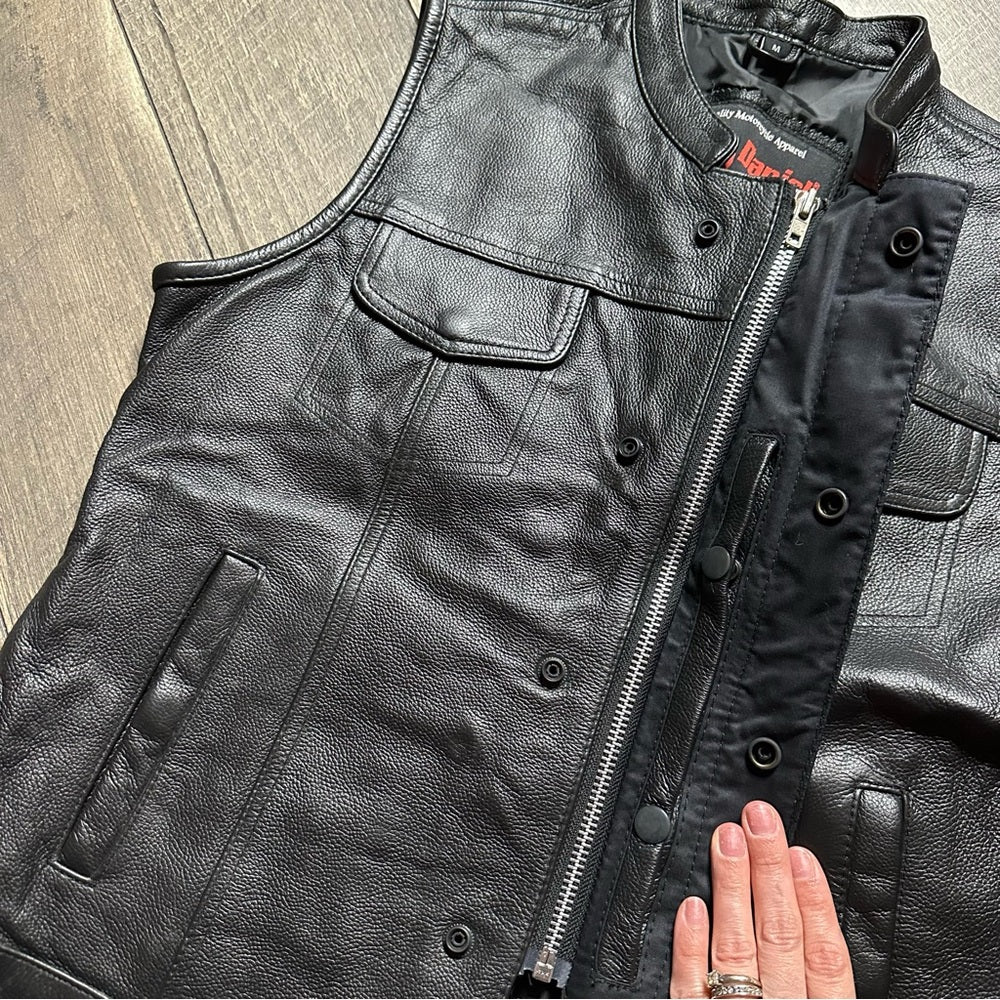 Daniel Smart Leather Riding Vest