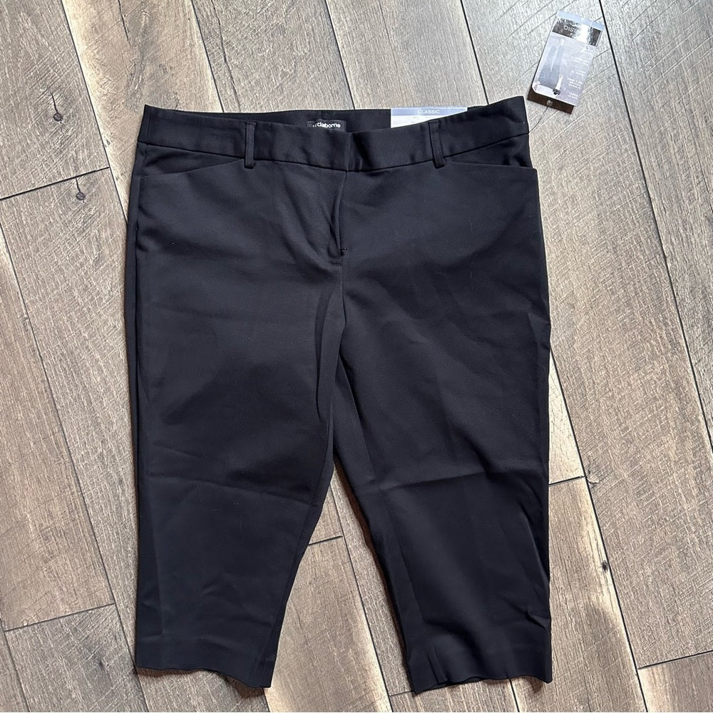 NWT🖤 Liz Claiborne Emma Slim Leg Pants
