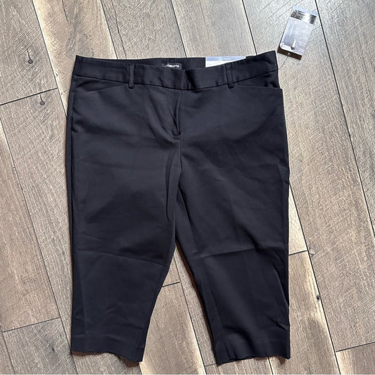 NWT🖤 Liz Claiborne Emma Slim Leg Pants