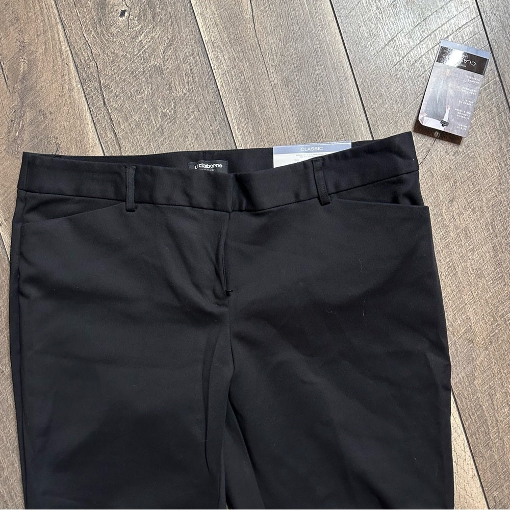 NWT🖤 Liz Claiborne Emma Slim Leg Pants