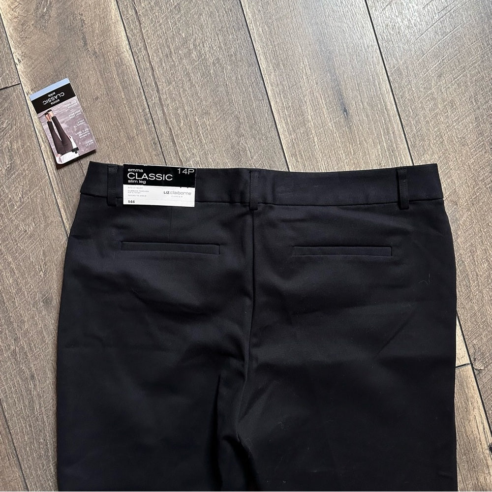 NWT🖤 Liz Claiborne Emma Slim Leg Pants