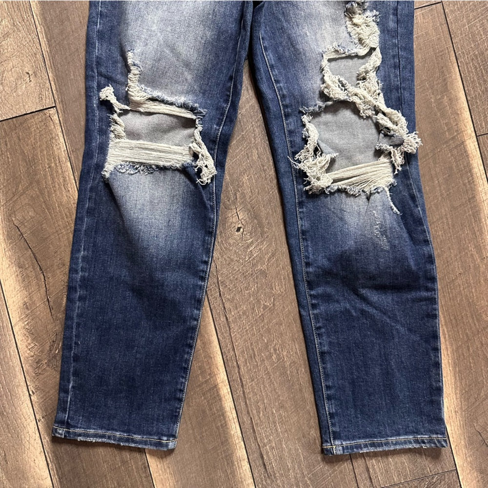 Risen Hi Rise Straight Leg Jeans