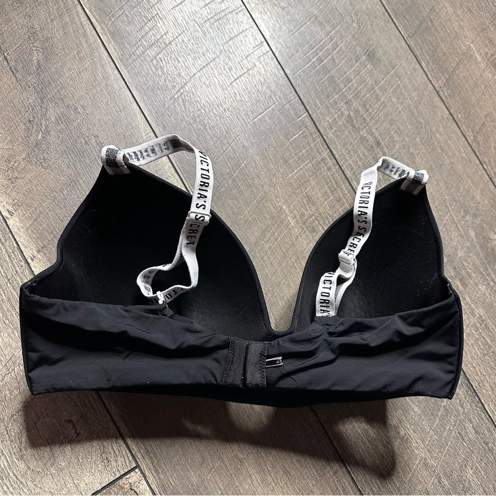 Victoria’s Secret T-Shirt Lightly Lined Wireless Bra