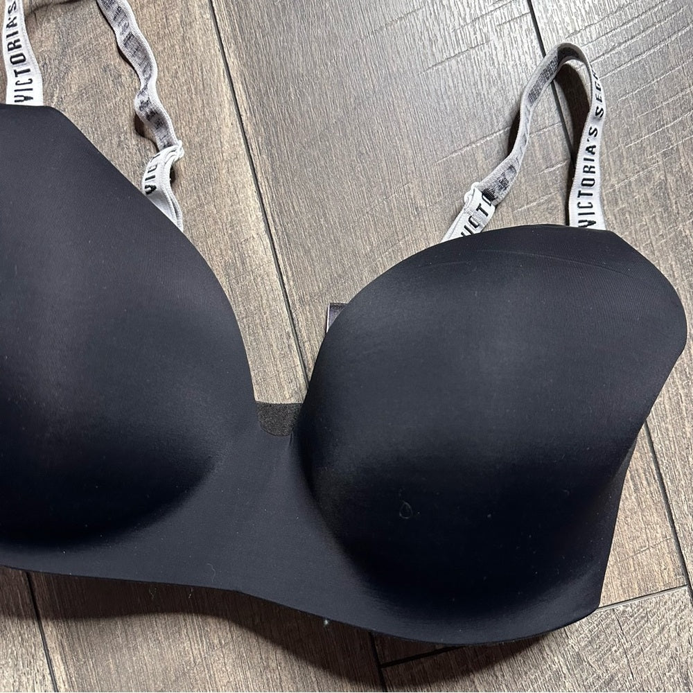 Victoria’s Secret T-Shirt Lightly Lined Wireless Bra