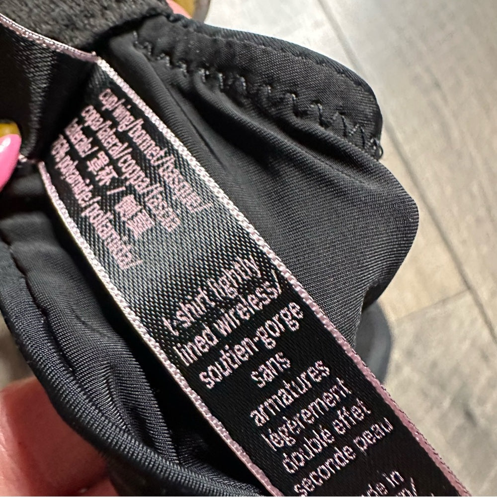 Victoria’s Secret T-Shirt Lightly Lined Wireless Bra