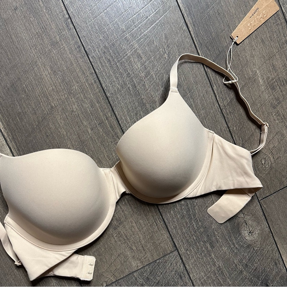 Skims T-Shirt Bra