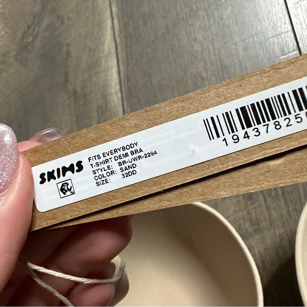 Skims T-Shirt Bra
