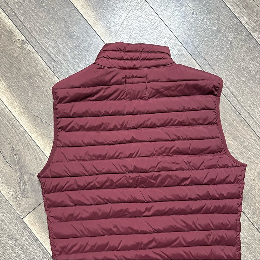 NWT🍃 Gap Puffer Vest