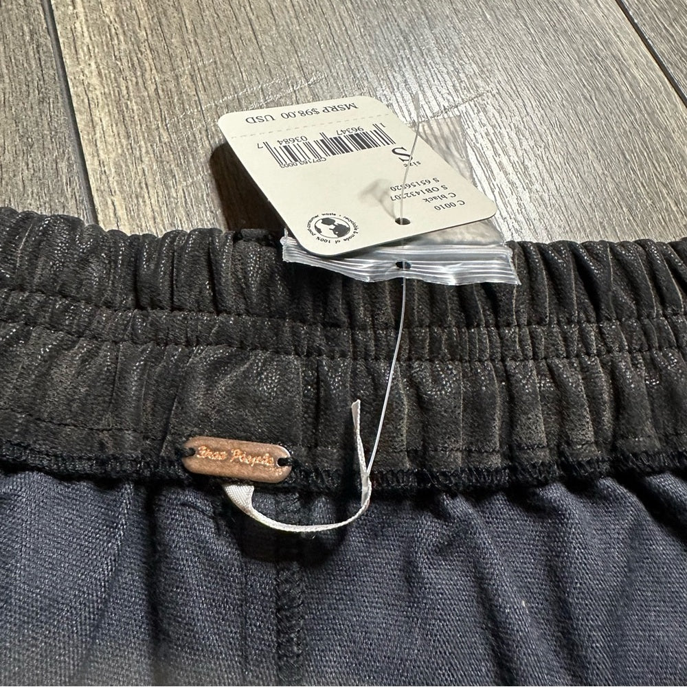 NWT 🖤 Free People Roma Vegan Suede Shorts