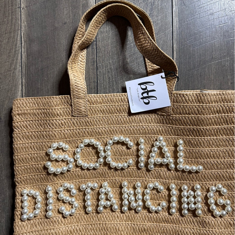 NWT🏝️ BTB Los Angeles Social Distancing Straw Tote Bag