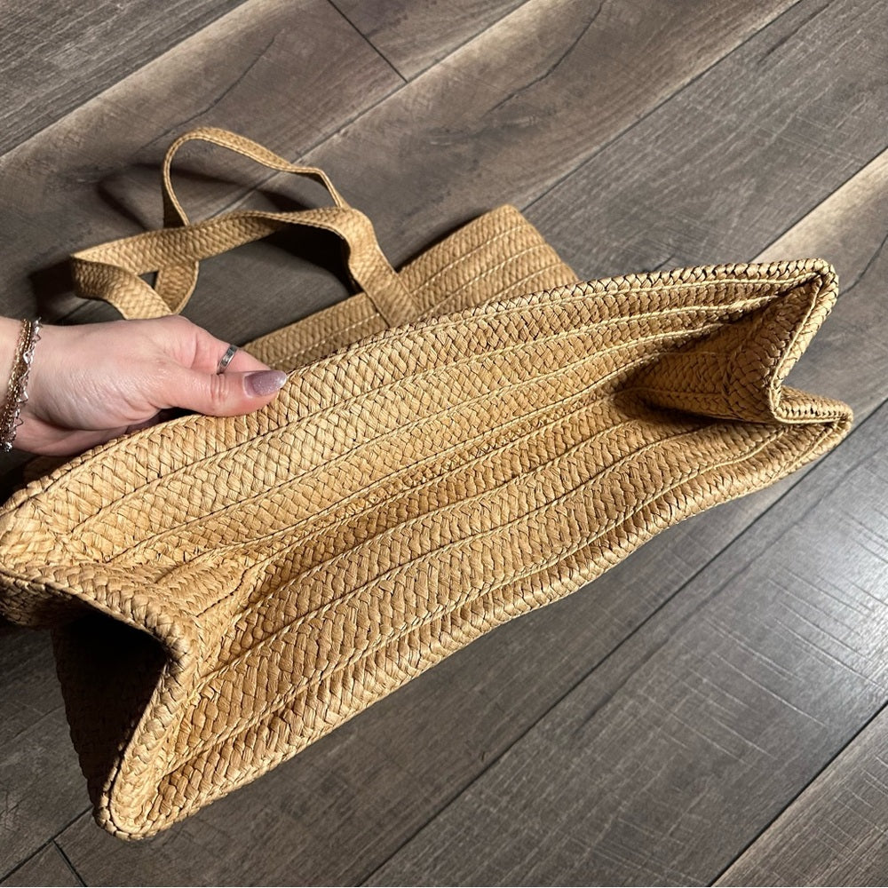 NWT🏝️ BTB Los Angeles Social Distancing Straw Tote Bag