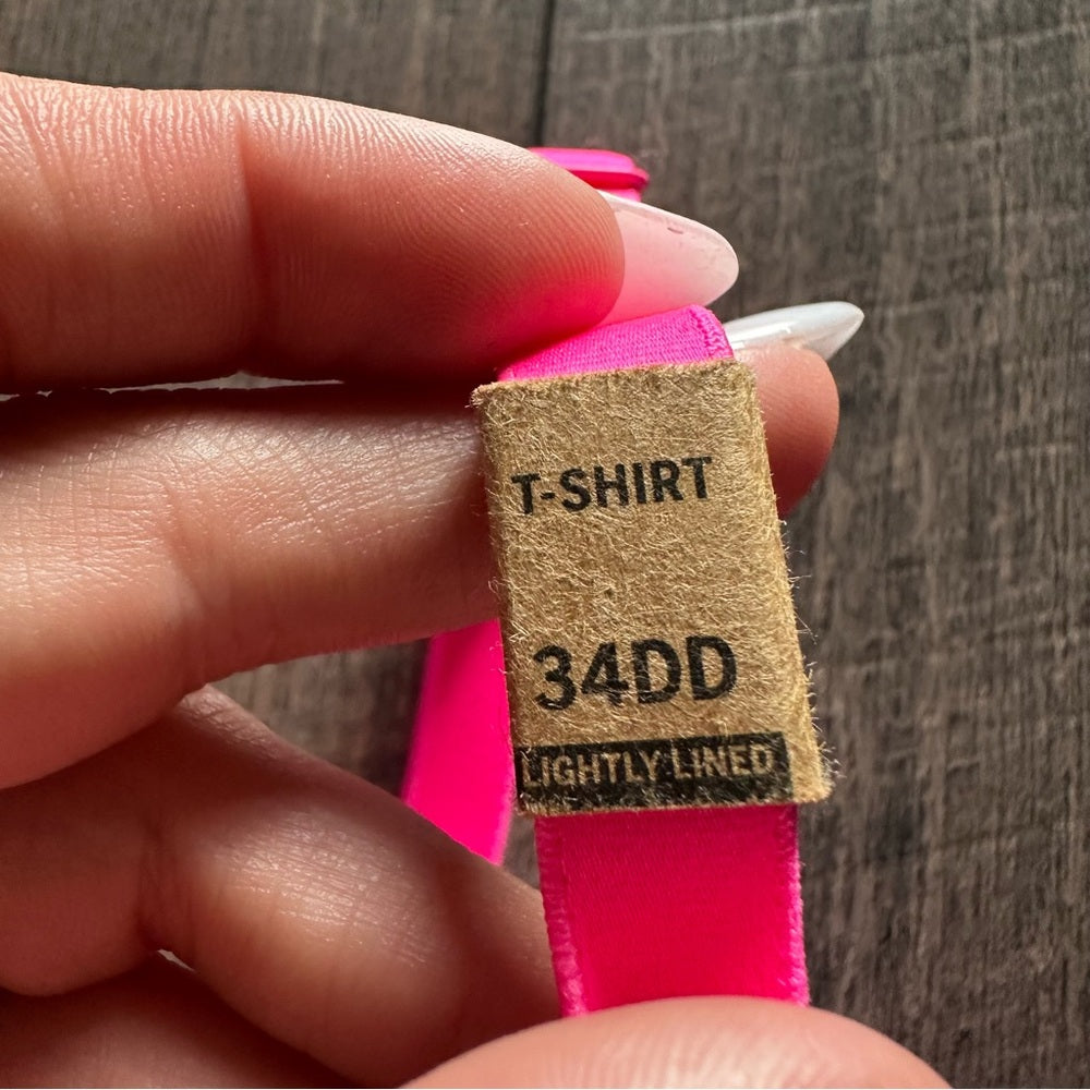 PINK Victoria’s Secret T-Shirt Bra