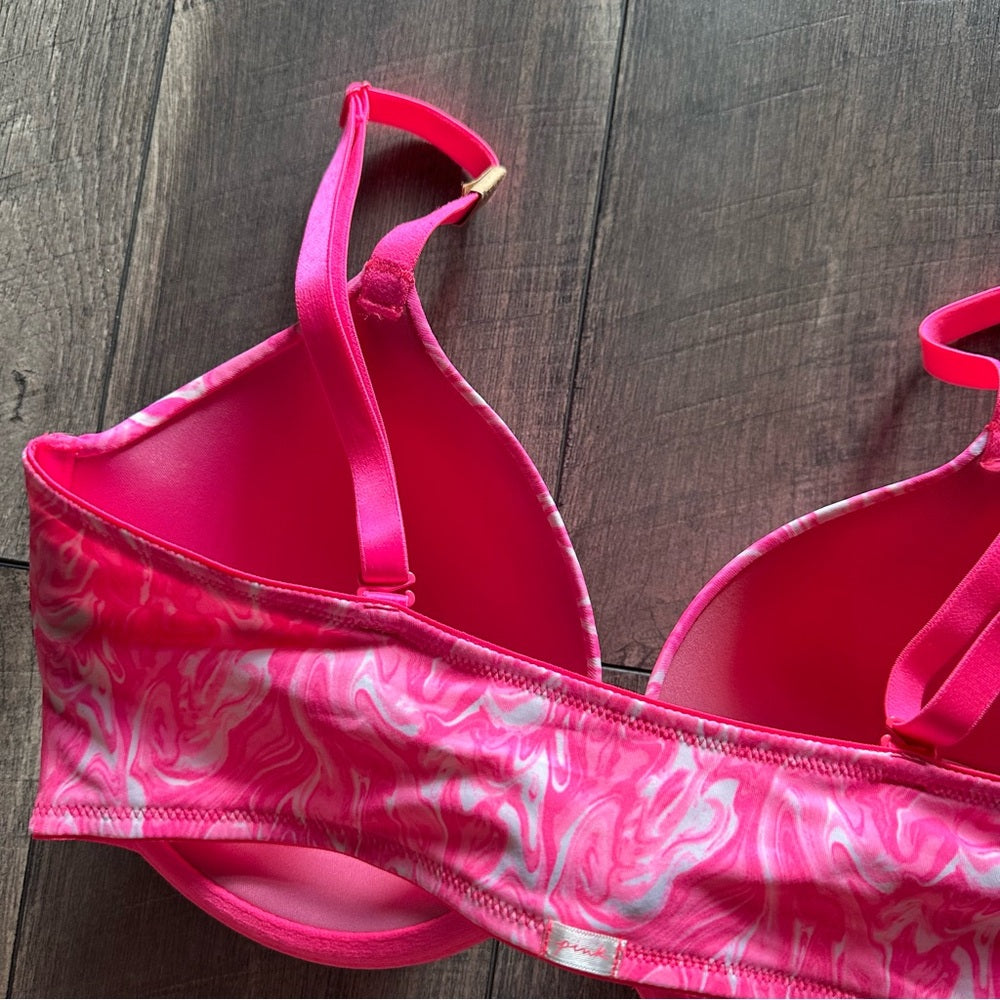 PINK Victoria’s Secret T-Shirt Bra