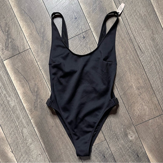 Victoria’s Secret Open Side Buckle One Piece Swimsuit
